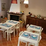 Artemisia Bed and breakfast 3*