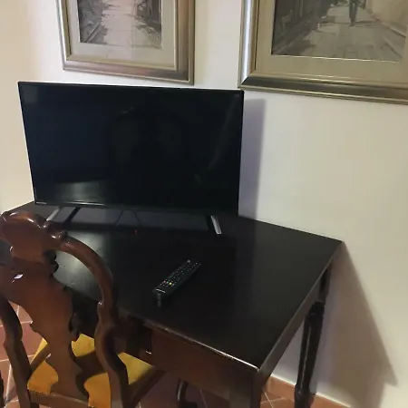 Artemisia Oda ve Kahvaltı 3*
